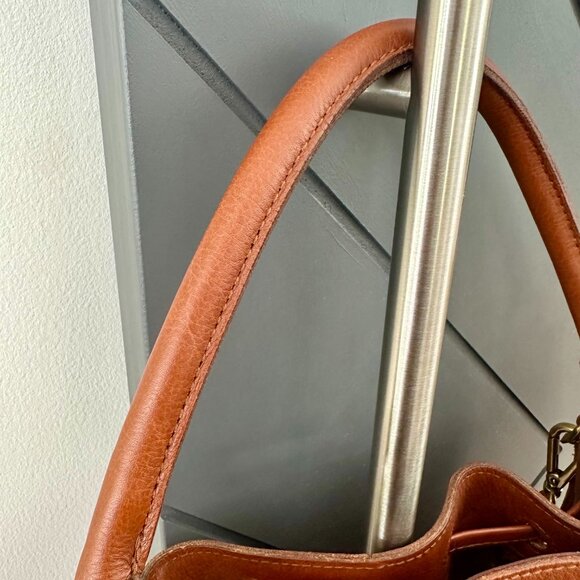Madewell Leather Lafayette Bucket Bag Crossbody NWT - Picture 7 of 12